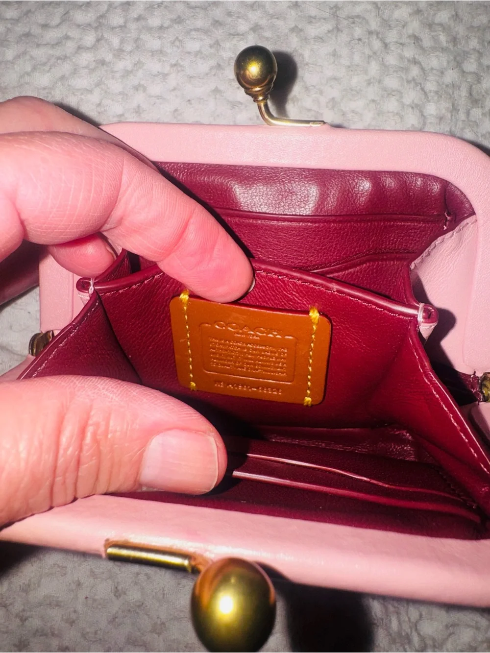 COACH 1941 Kisslock Coin Change Purse PINK Glovetan Leather